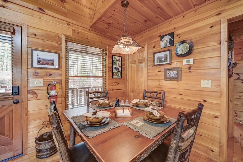 425 Rhonda Lane