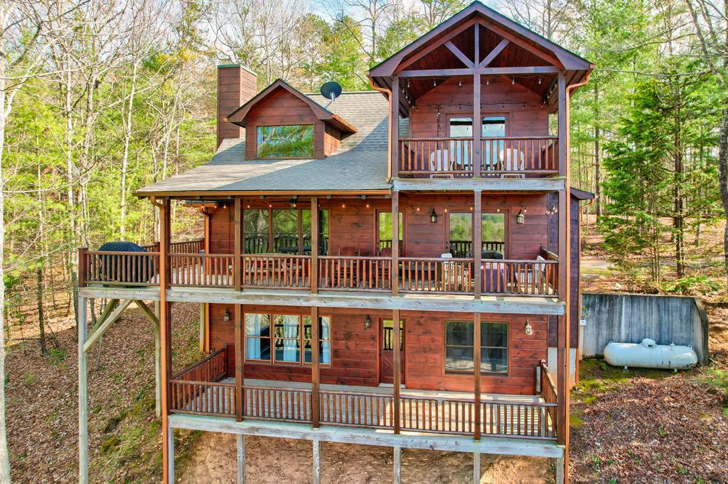 425 Rhonda Lane
