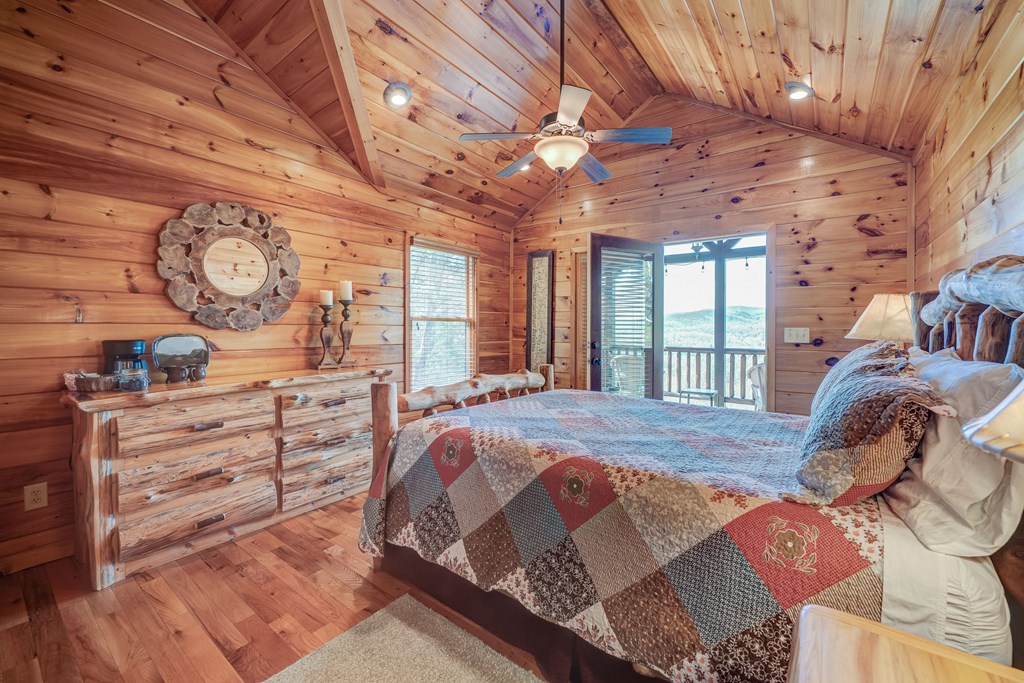 425 Rhonda Lane