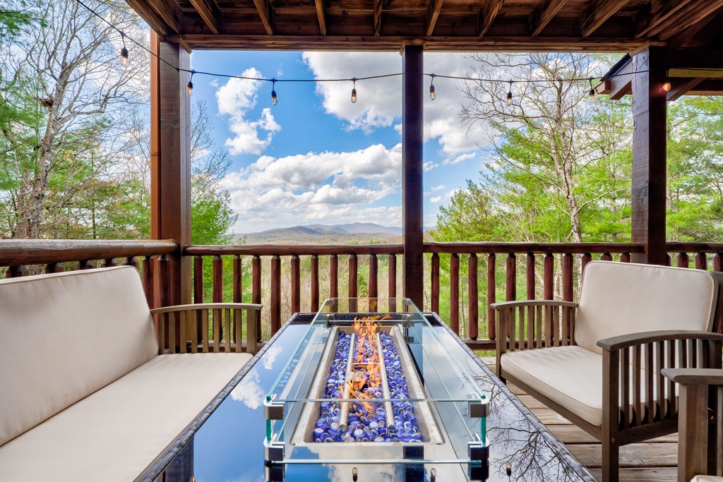 425 Rhonda Lane