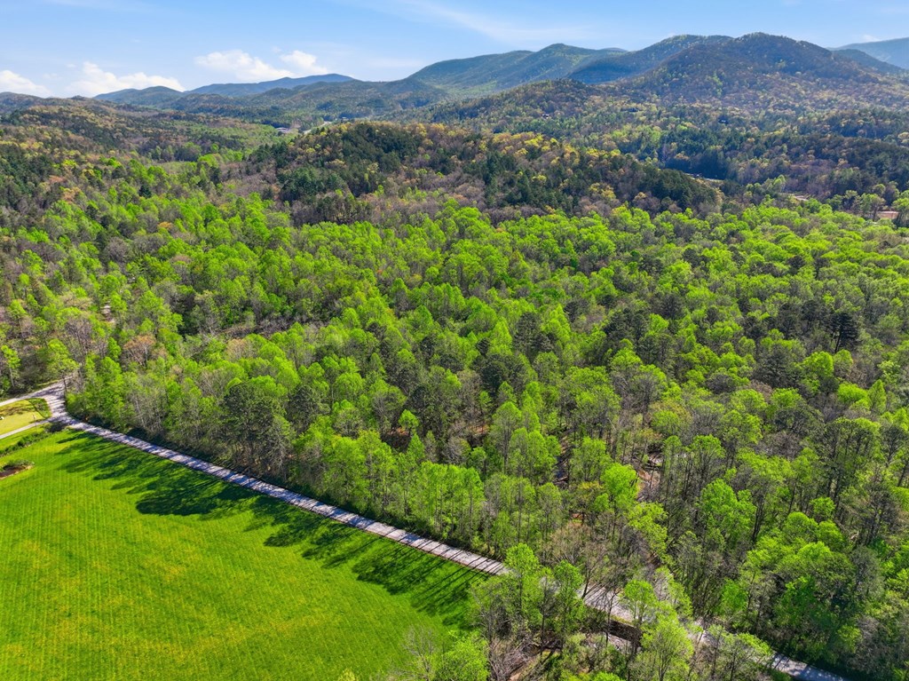 123AC Northcutt Rd/Hwy 515