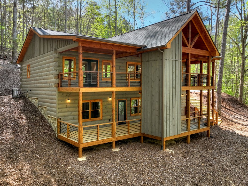 245 Moonstone Drive