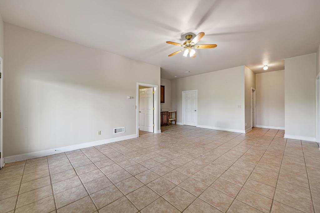 230 W D Court