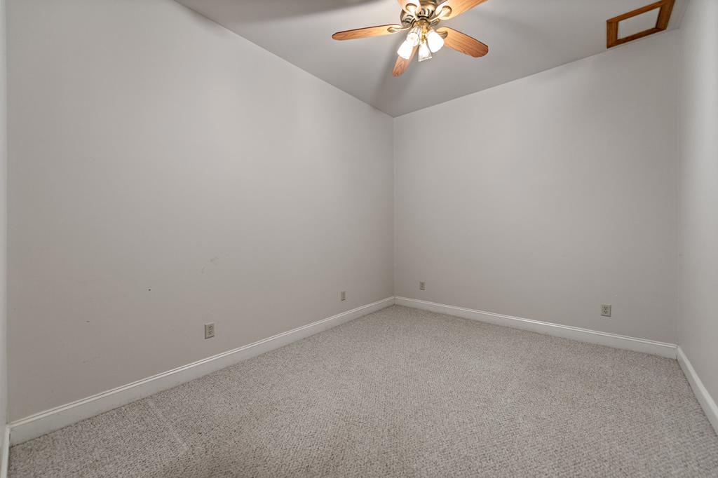 230 W D Court