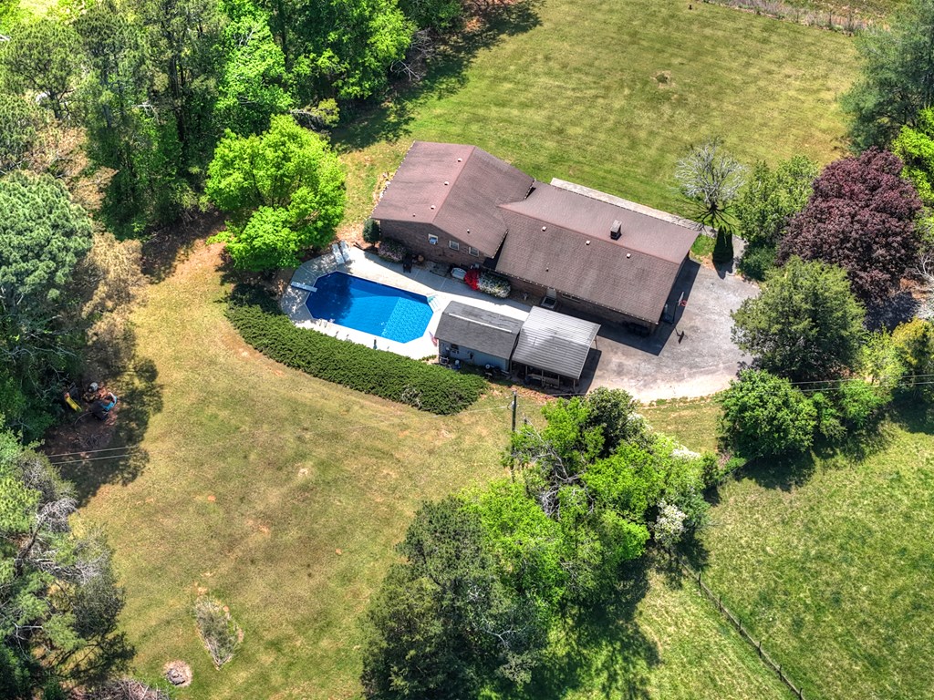 4519 E Highway 52