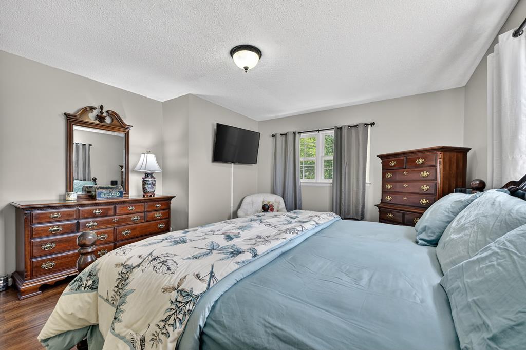 4519 E Highway 52