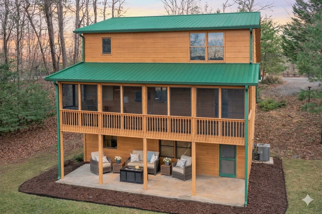 388 Palisade Drive