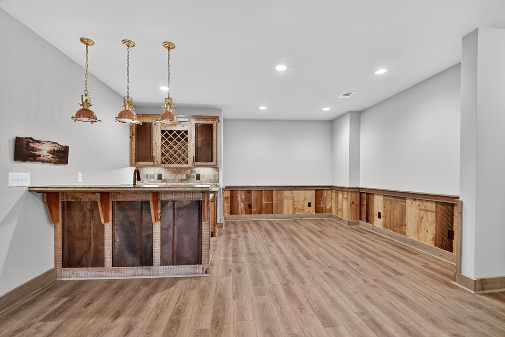 382 Pocaset Drive