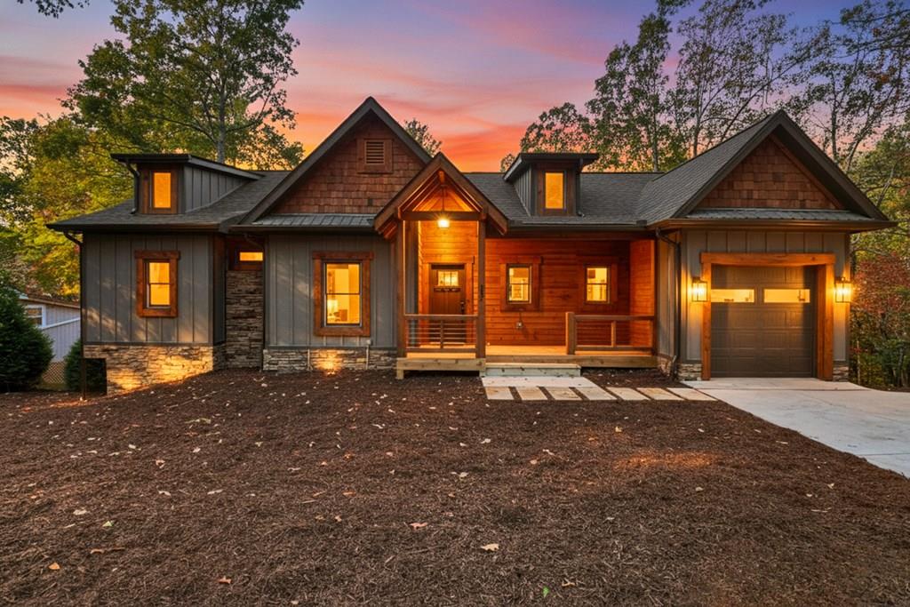 382 Pocaset Drive
