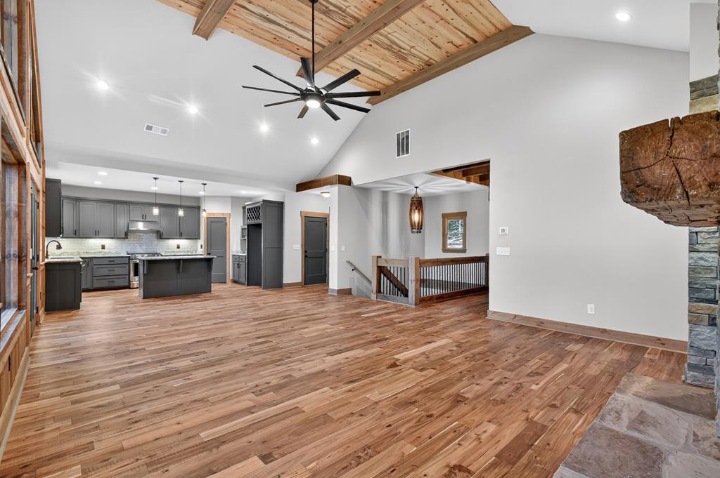 382 Pocaset Drive