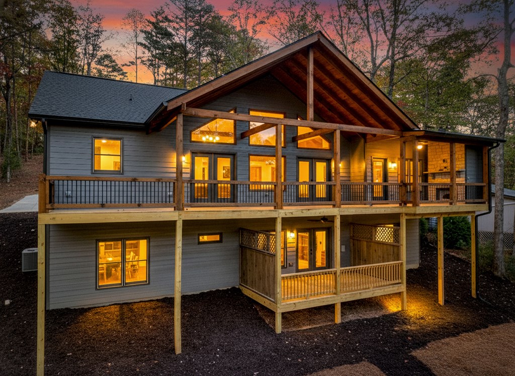 382 Pocaset Drive