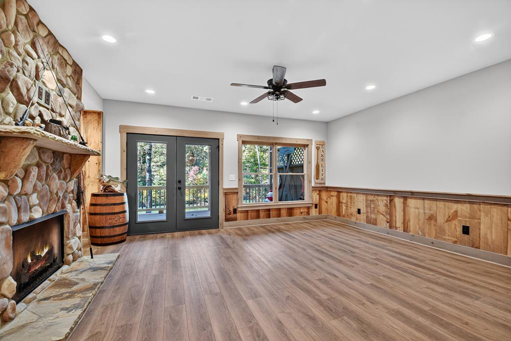 382 Pocaset Drive