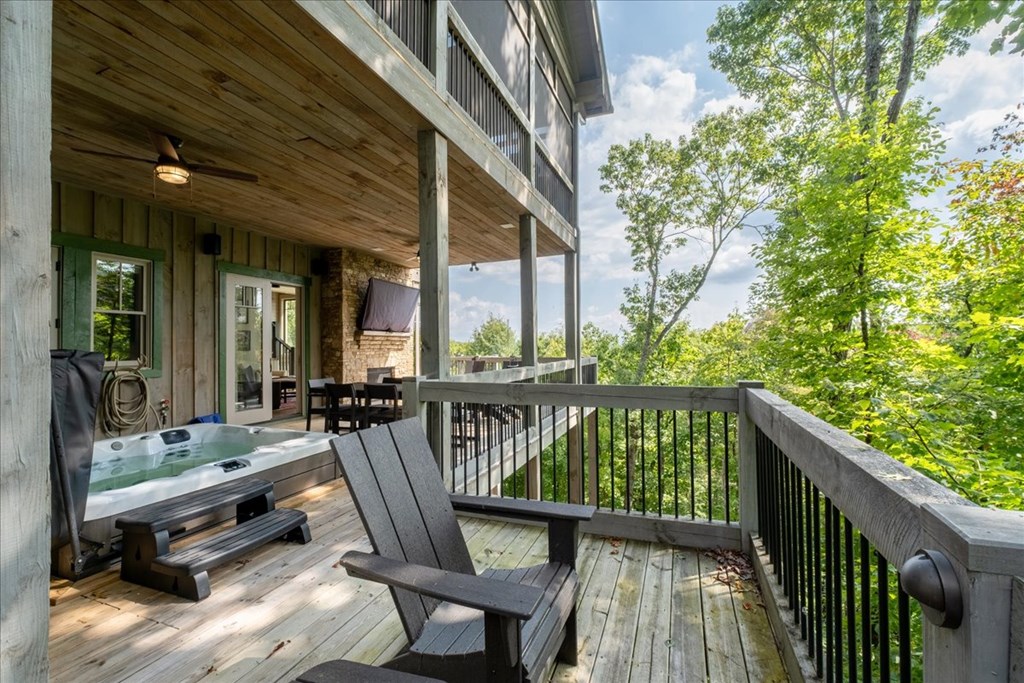 207 Utana Bluffs Trail