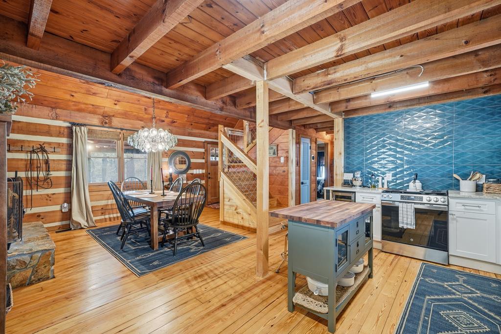 33 Foxhound Drive