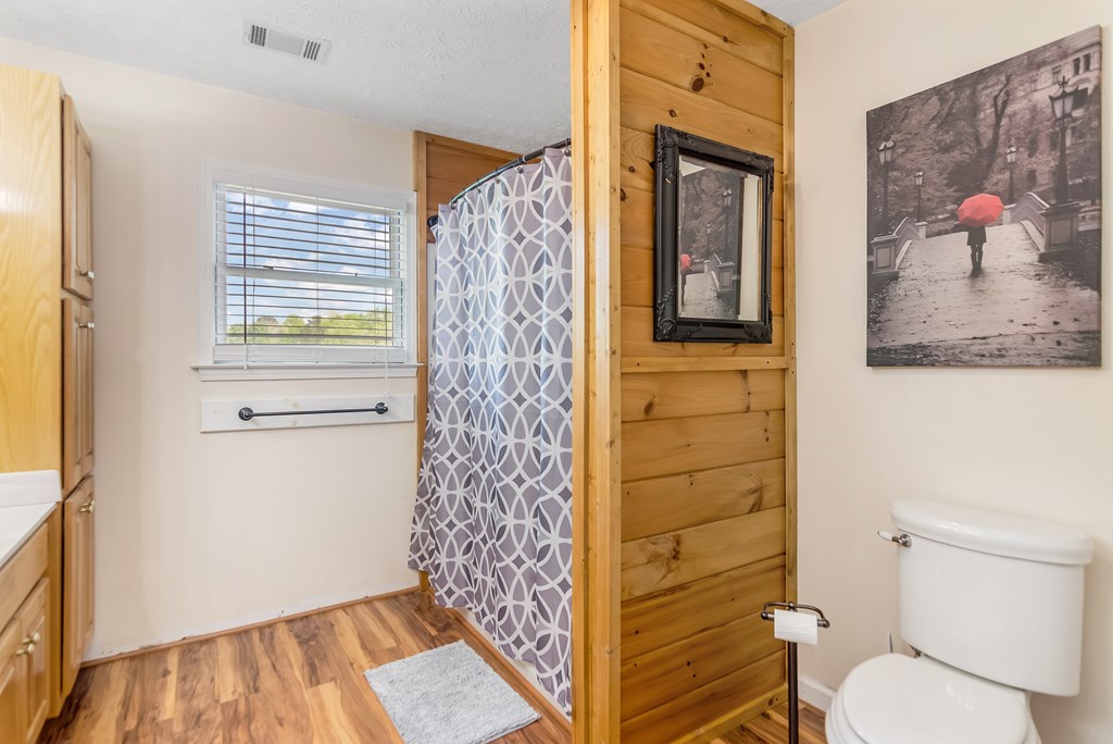233 Ivy Ridge