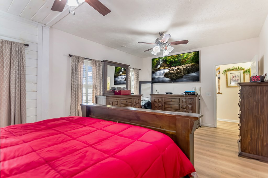 233 Ivy Ridge