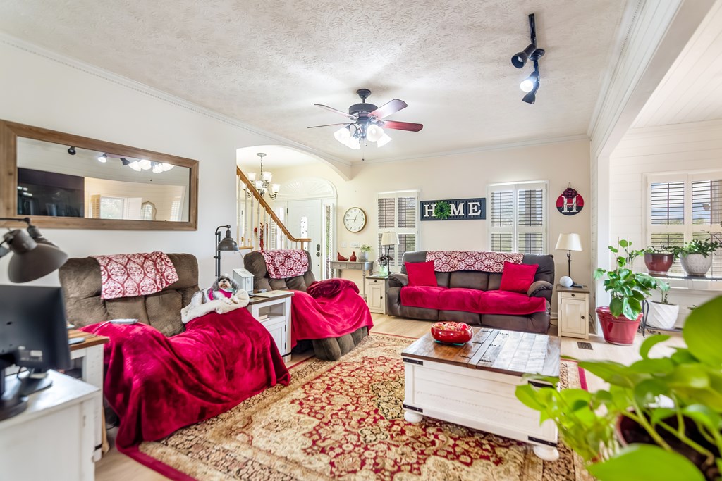 233 Ivy Ridge
