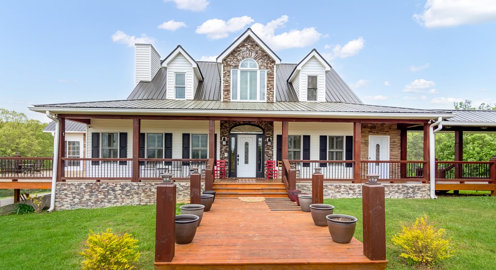 233 Ivy Ridge
