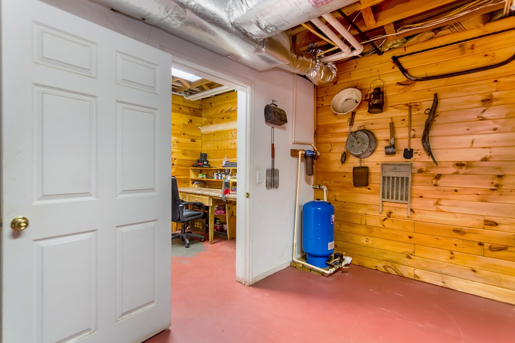 233 Ivy Ridge