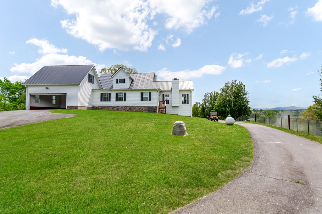 233 Ivy Ridge