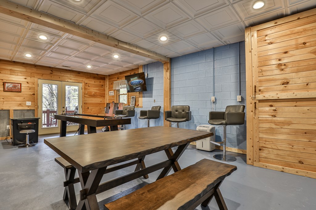 178 Novena Court