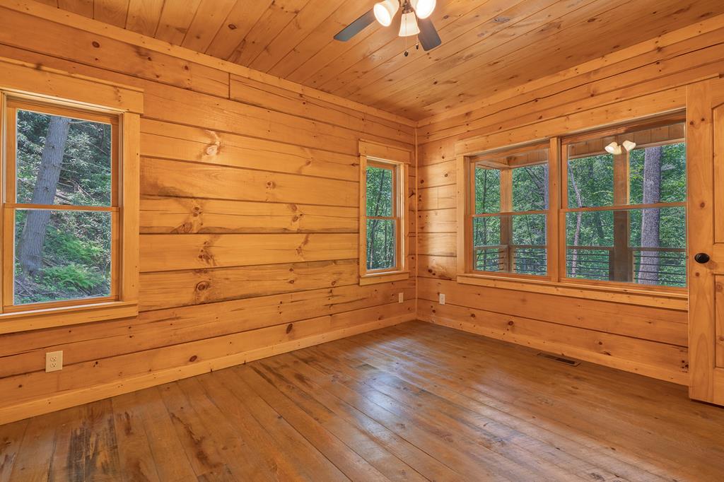 122 Laurel Creek Drive