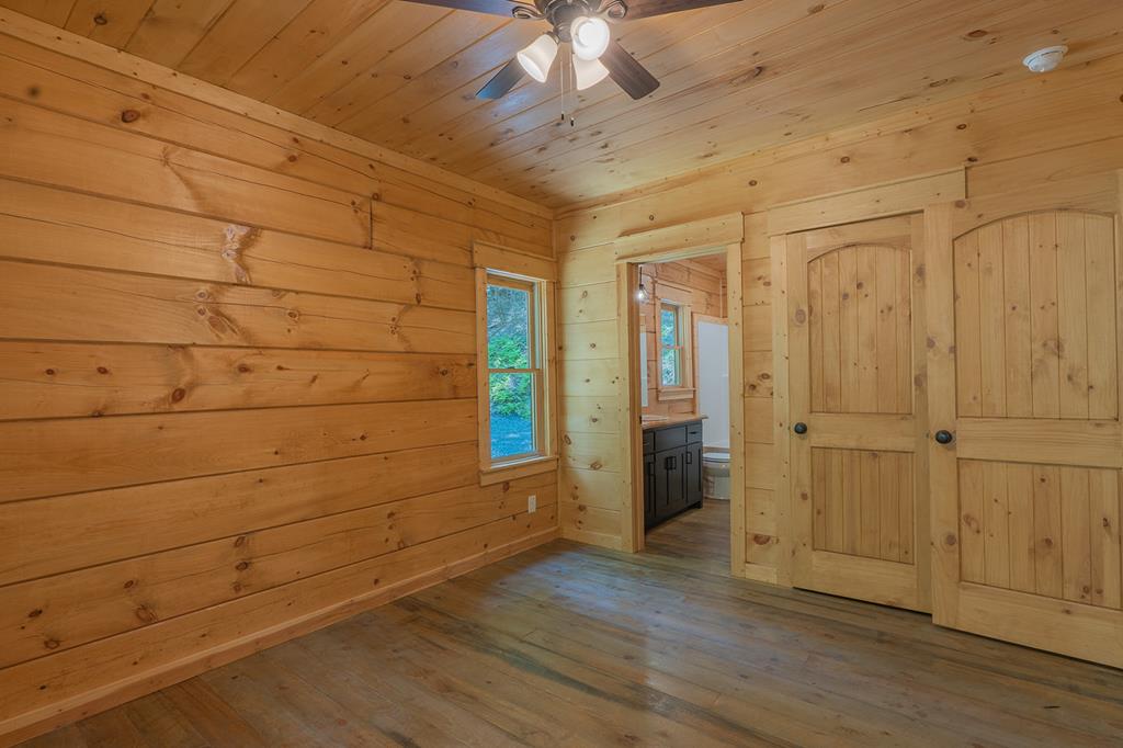 122 Laurel Creek Drive