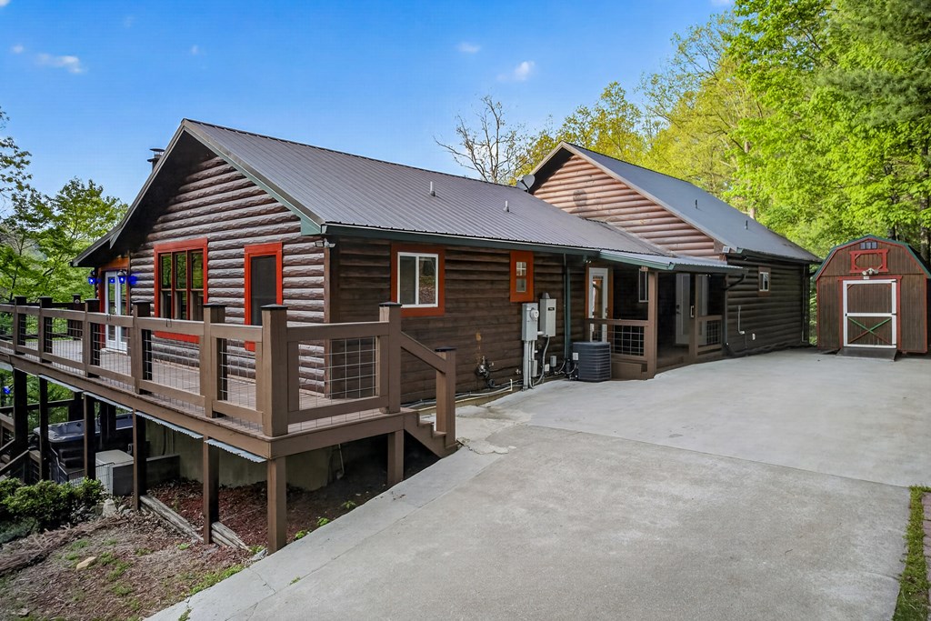 19 The Forest Road