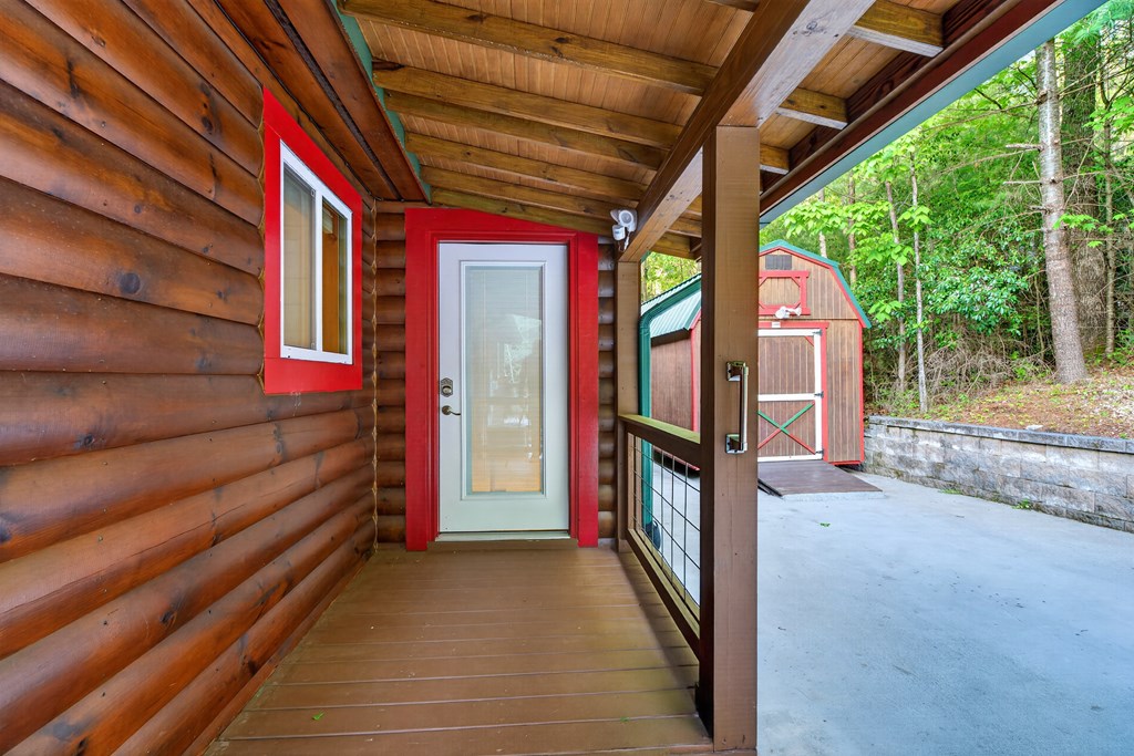 19 The Forest Road