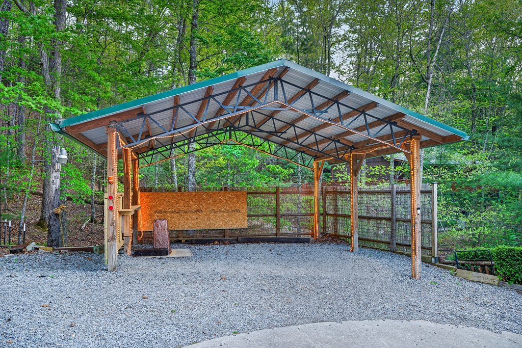19 The Forest Road