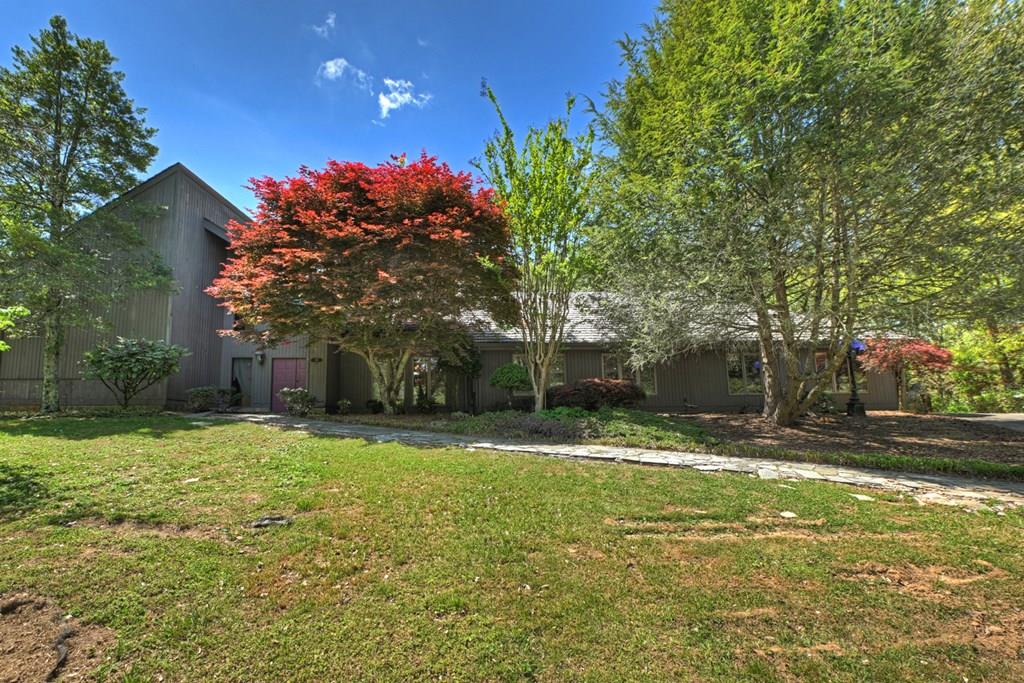 196 Westwoods Drive