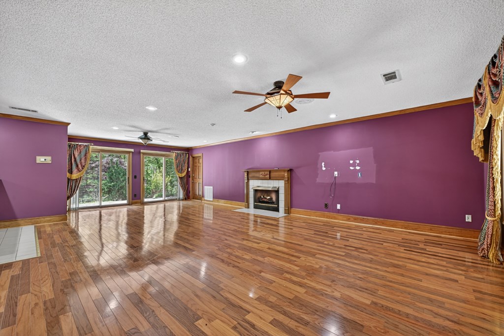 196 Westwoods Drive