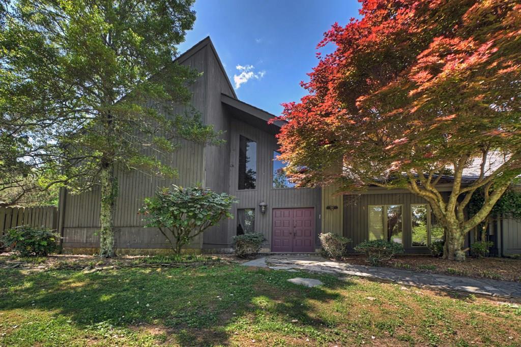 196 Westwoods Drive