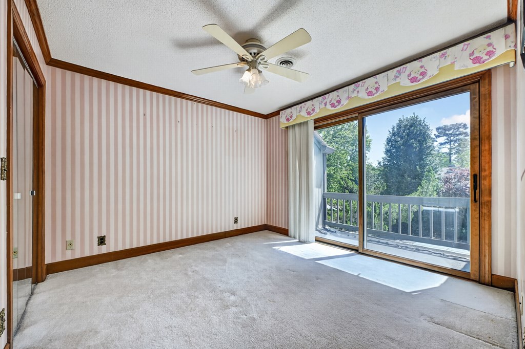 196 Westwoods Drive