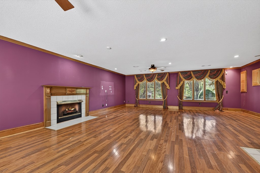 196 Westwoods Drive
