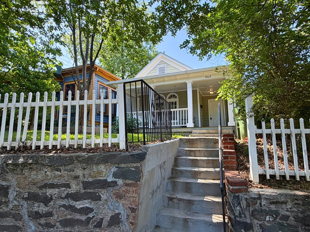 563 Auburn Avenue