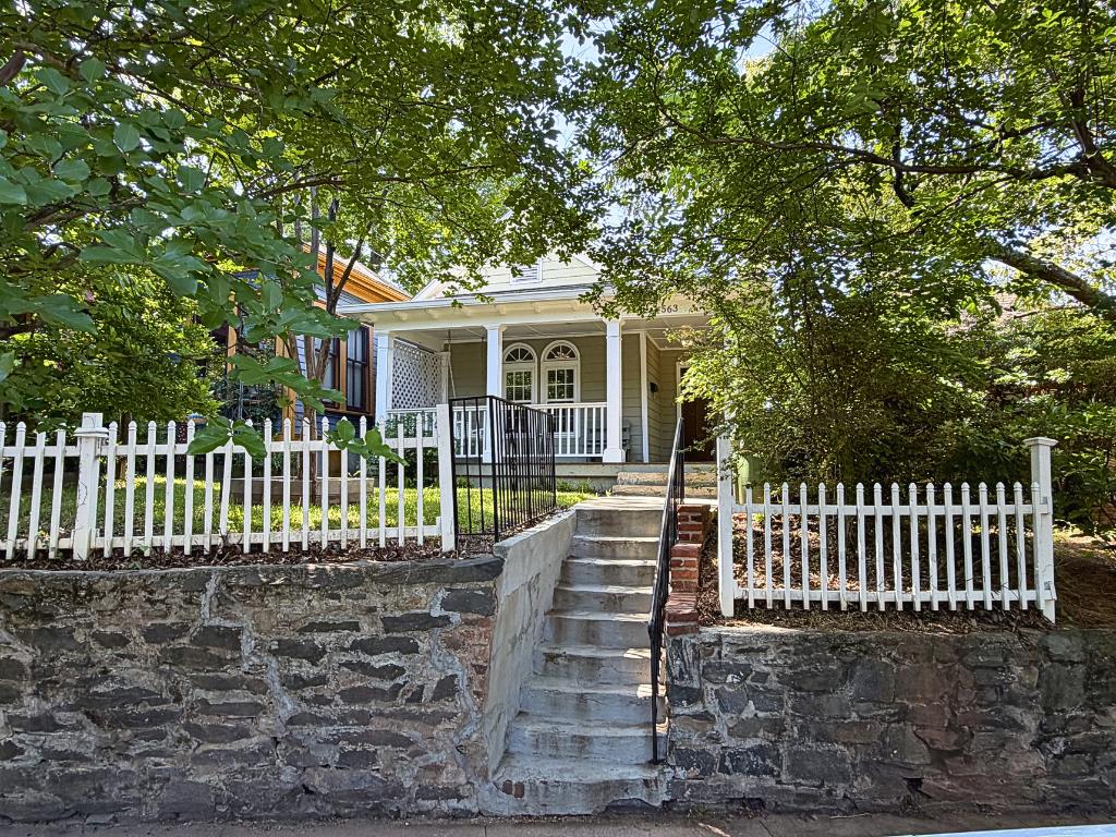 563 Auburn Avenue