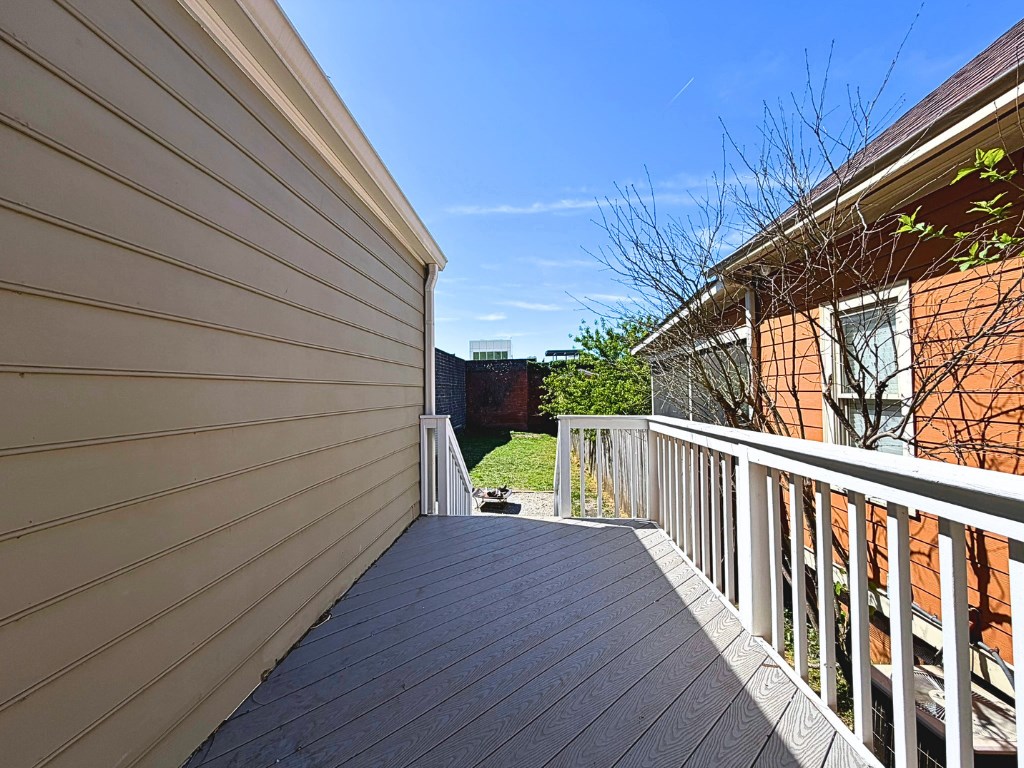 563 Auburn Avenue