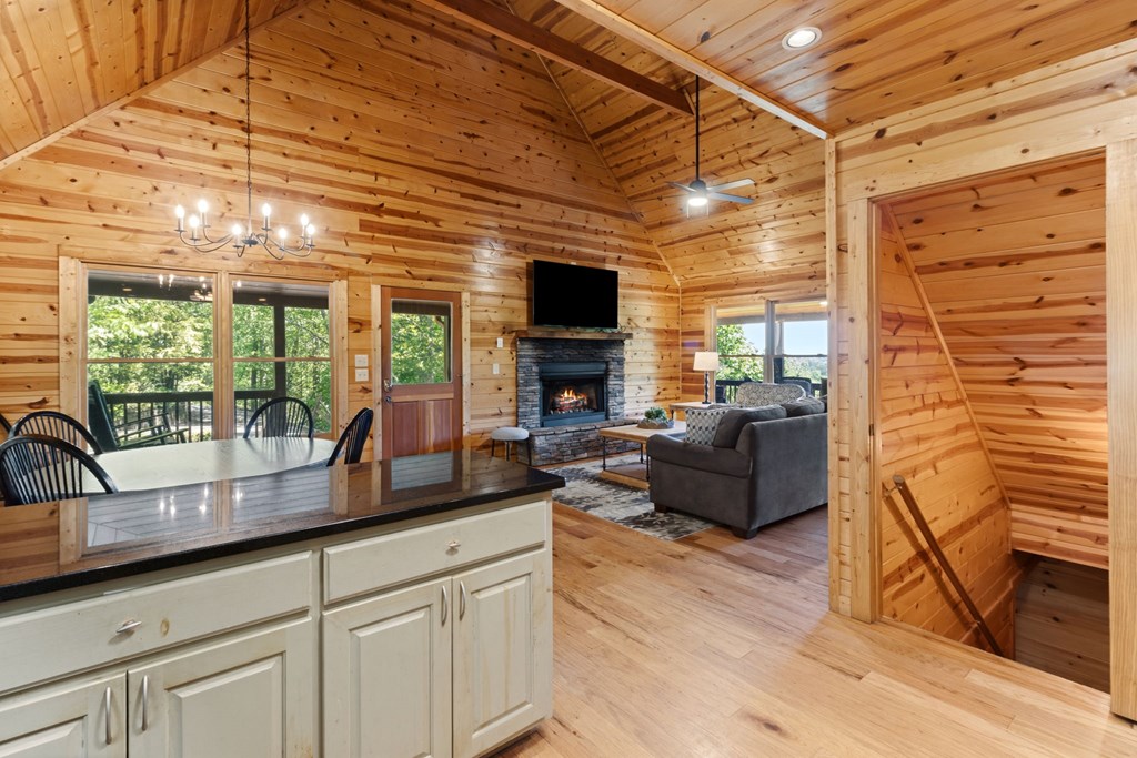 161 Huntington Way