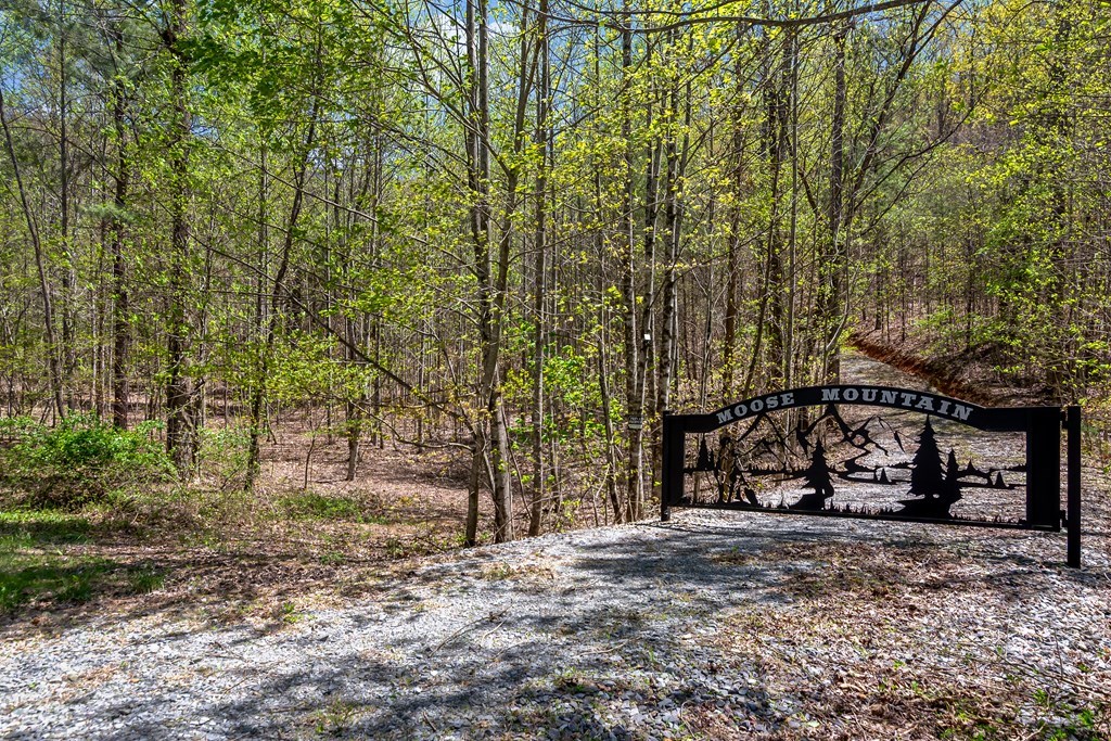 29 AC Hidden Valley Drive