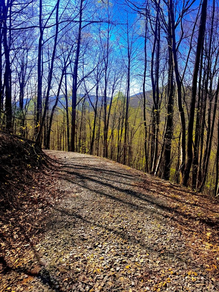 29 AC Hidden Valley Drive