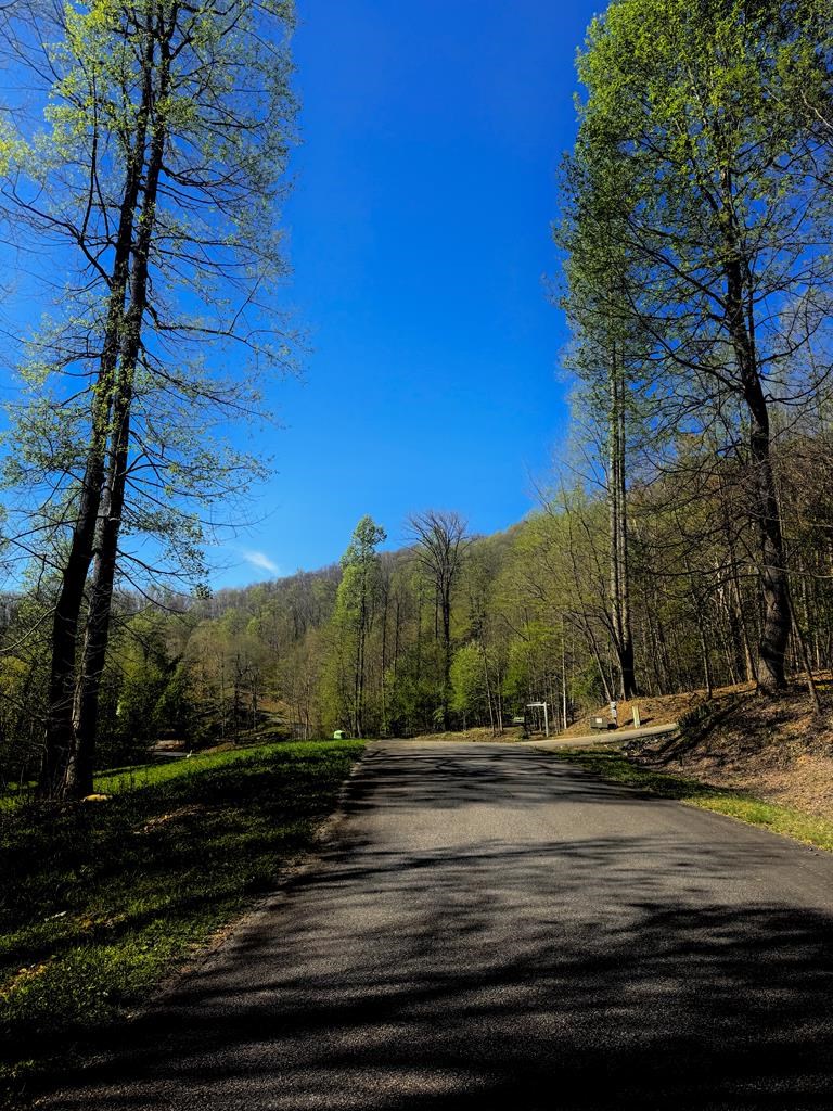 29 AC Hidden Valley Drive