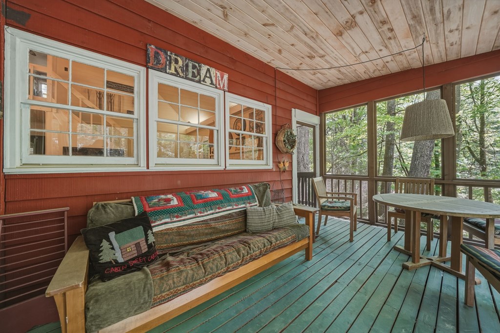 53 Laurel Ridge Drive