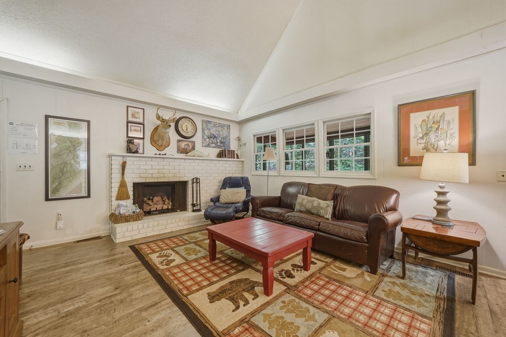 53 Laurel Ridge Drive