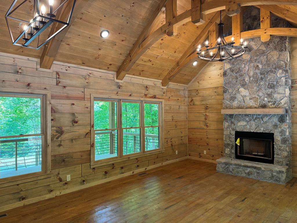 85 Moreland Trail