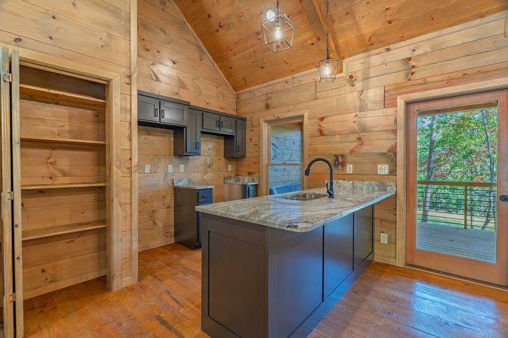 85 Moreland Trail