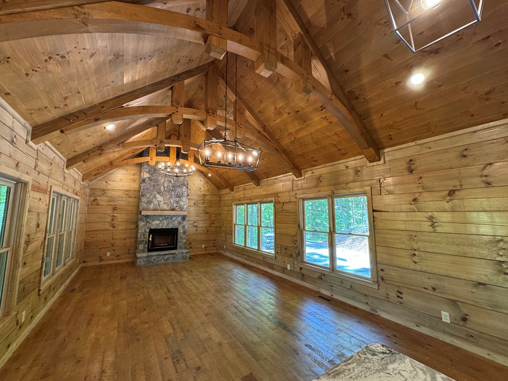 85 Moreland Trail