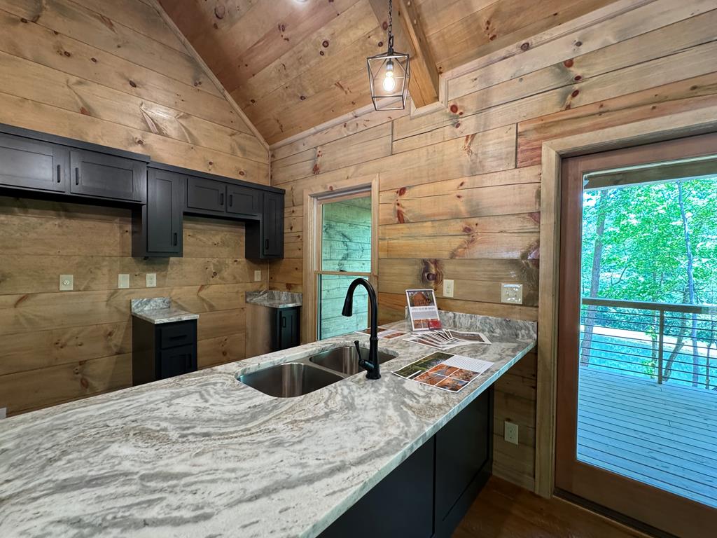 85 Moreland Trail