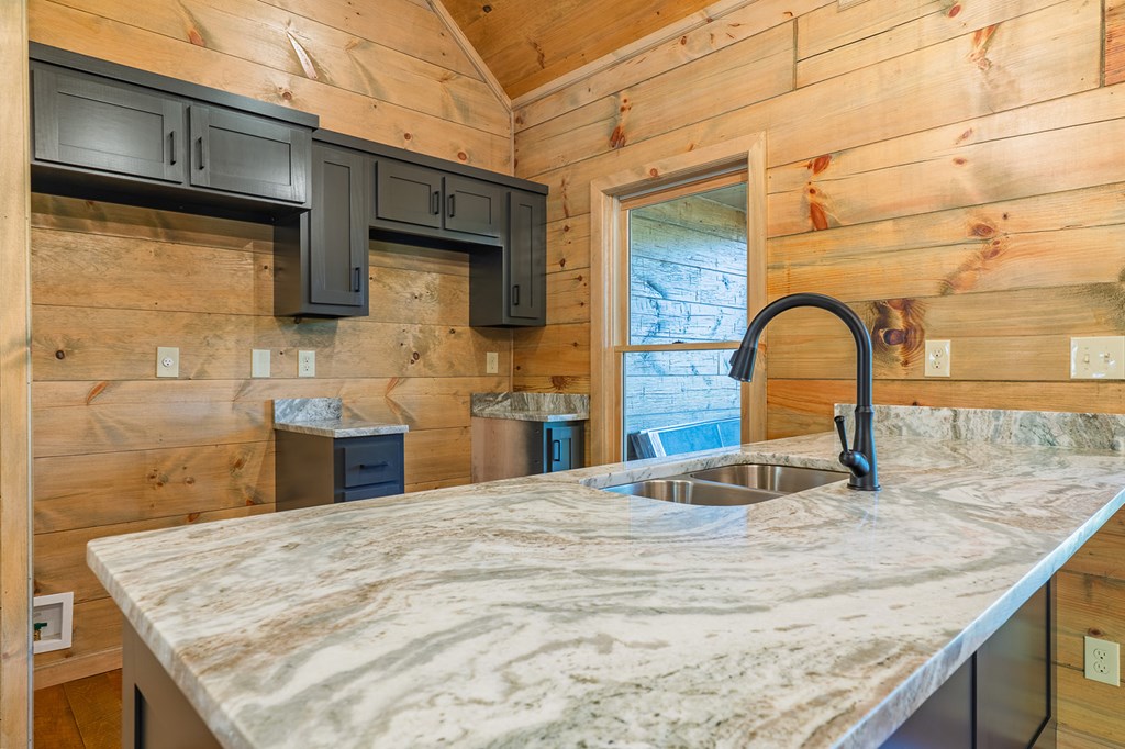 85 Moreland Trail