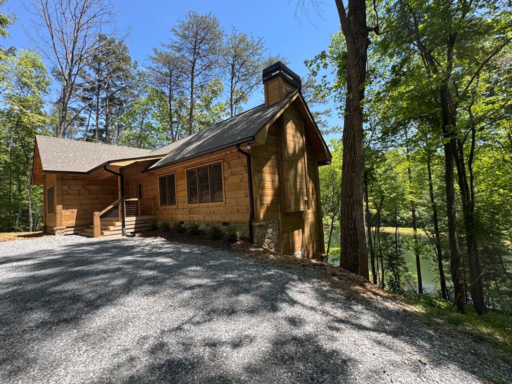 85 Moreland Trail